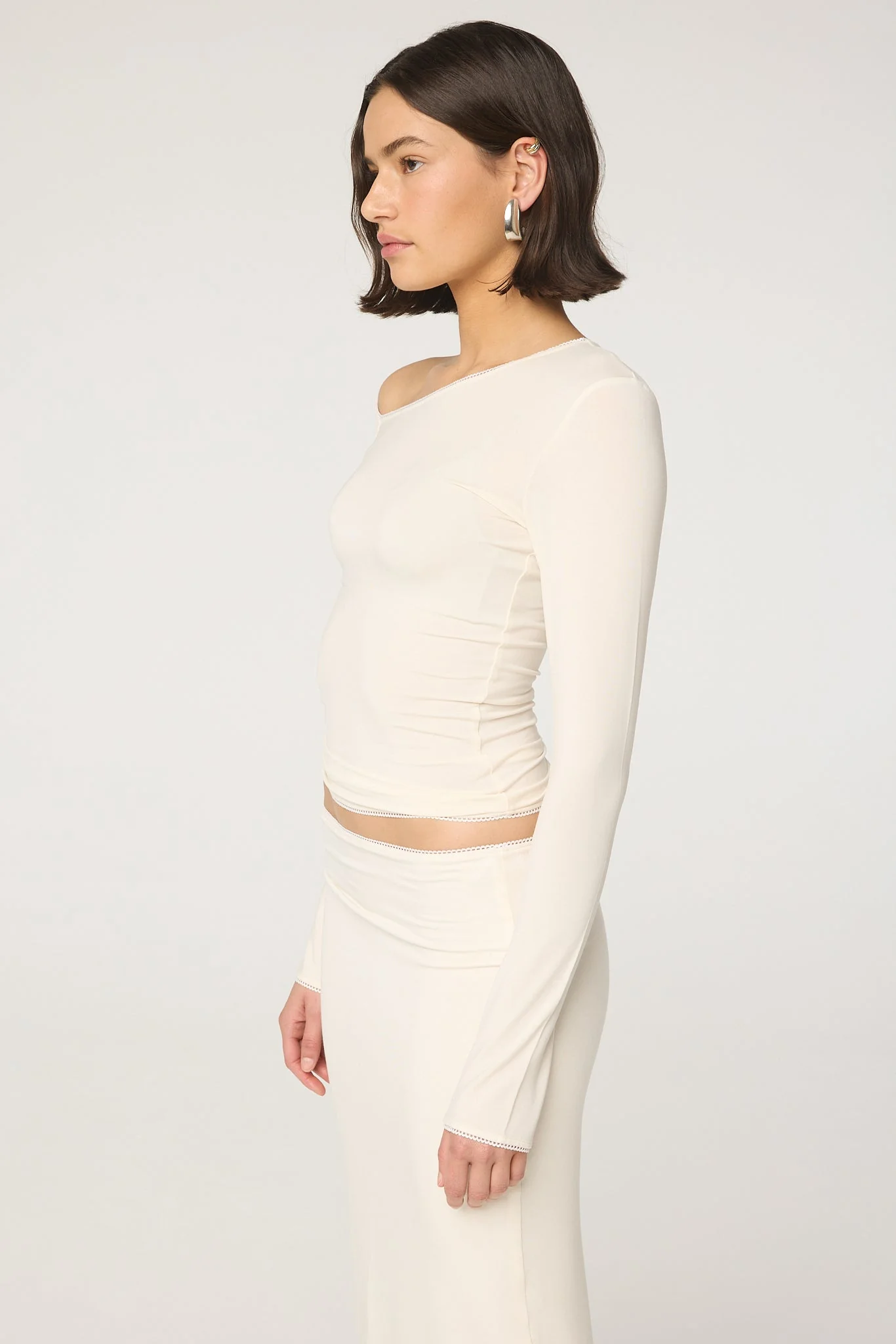 Adira - Image 4