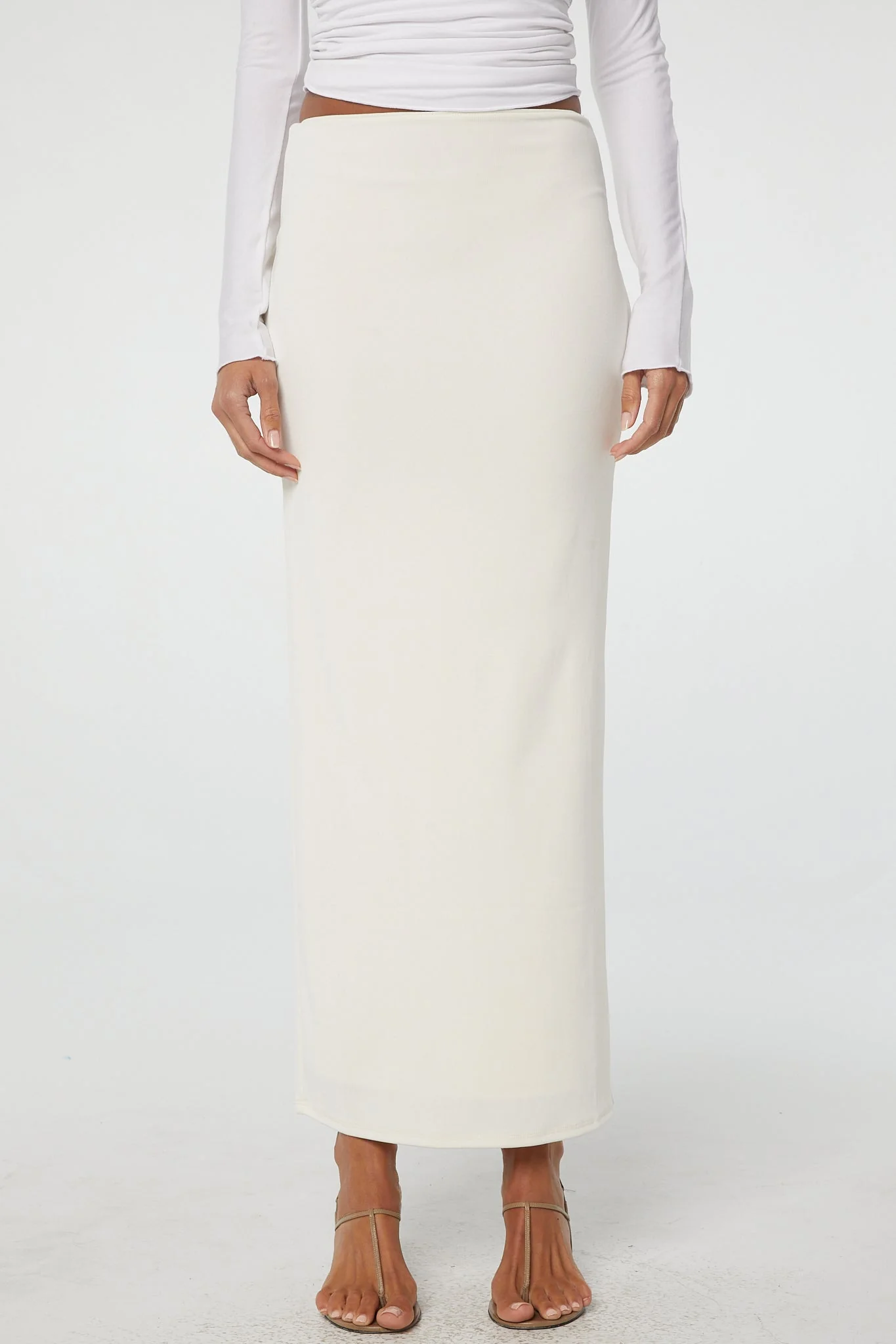 Eiza - Image 3