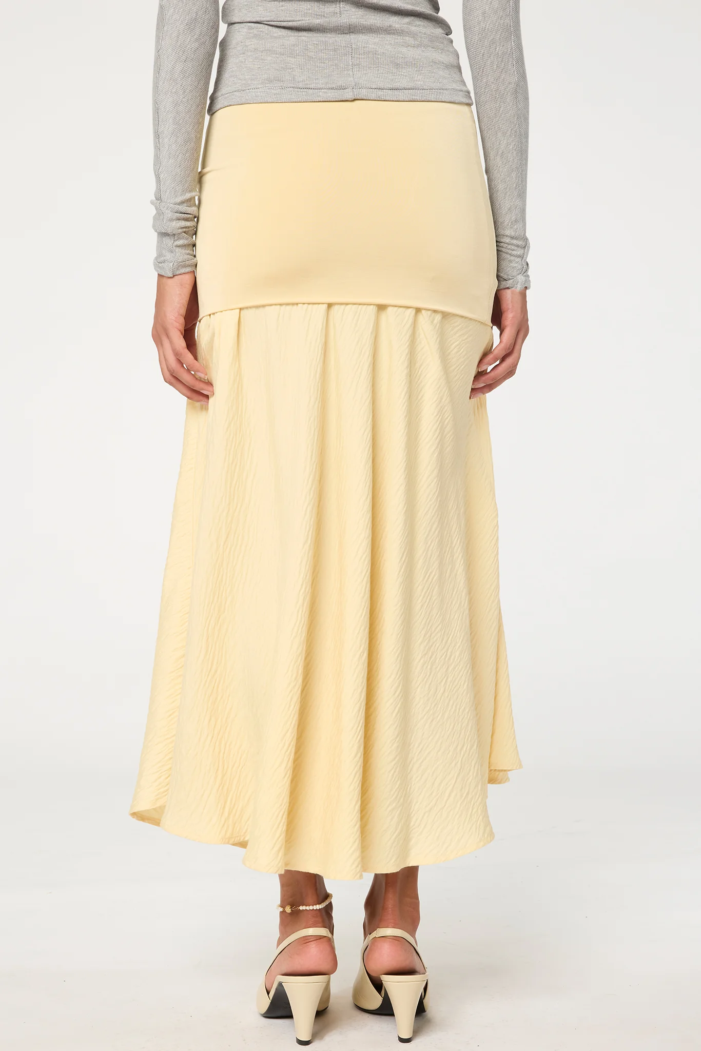 Mari - Image 4